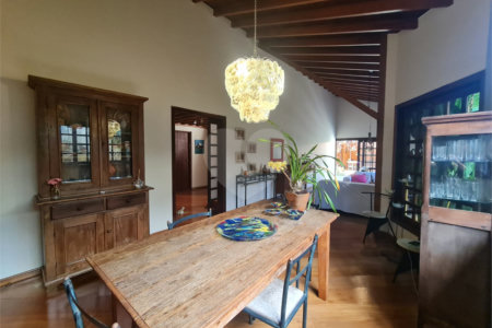Casa Térrea à venda com 4 quartos, sendo 2 suítes, em Interlagos, São Paulo, SP