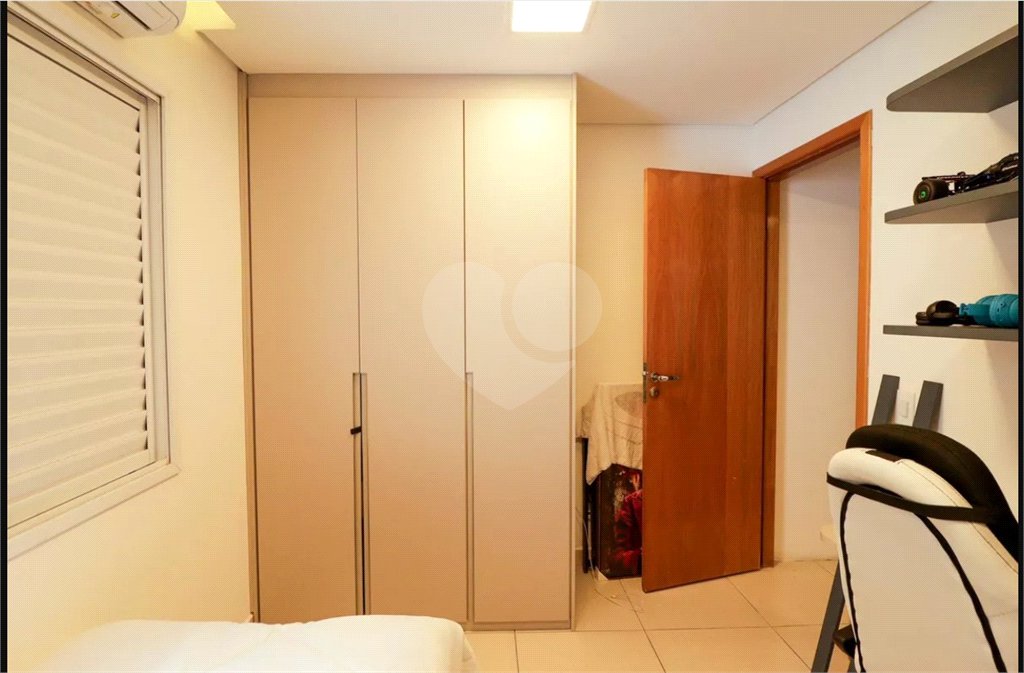 Casa à venda com 3 quartos, sendo 1 suíte, no condomínio Smile View, São Paulo - SP