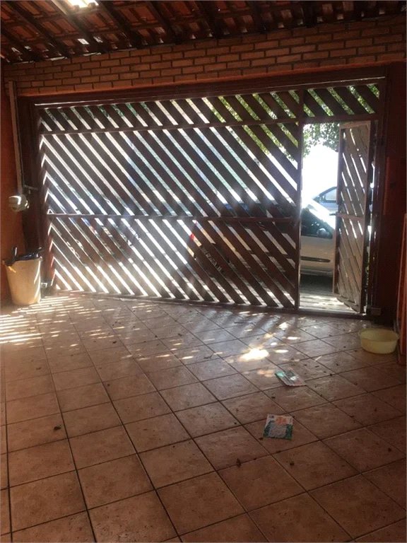 Casa à venda com 3 quartos em Vila Pirajussara, São Paulo, SP