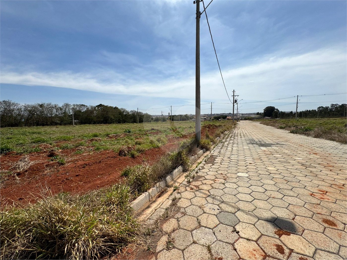 Terreno à venda em Vila Asem, Itapetininga, SP