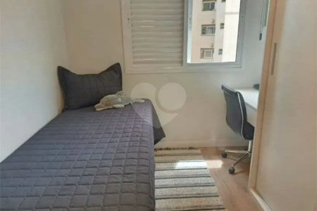 Apartamento à venda com 3 quartos, sendo 1 suíte, em Vila Gomes, São Paulo, SP