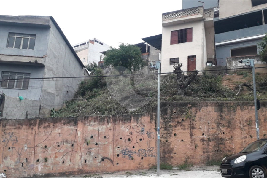Sobrado à venda com 3 quartos, sendo 1 suíte,  em Horto Florestal, São Paulo, SP
