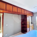 Apartamento à venda com 3 quartos, sendo 1 suíte, no Centro, Três Lagoas, MS