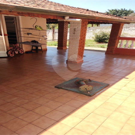 Chácara à venda com 5 quartos, sendo 3 suítes, em Chácaras Fernão Dias, Atibaia, SP
