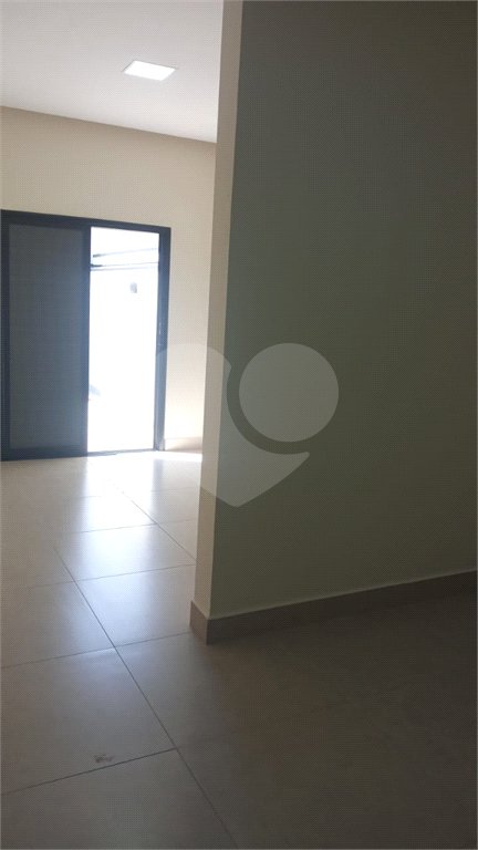 Casa à venda com 3 suítes no condomínio Jardim Residencial Dona Lucilla, Indaiatuba - SP