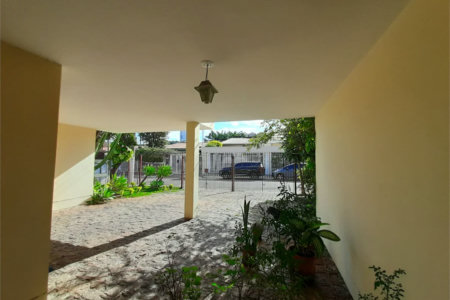 Casa à venda com 4 quartos, sendo 1 suíte, em Parque Continental, São Paulo, SP