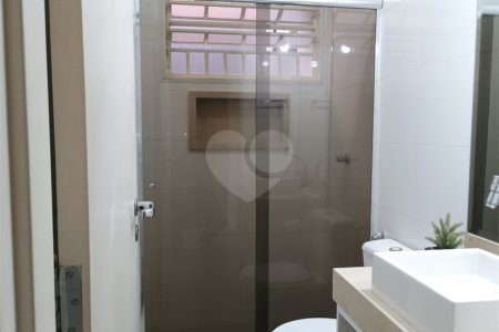 Casa à venda com 3 quartos, sendo 1 suíte, no condomínio Portal dos Pinheiros, Ribeirão Preto - SP