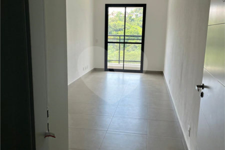 Apartamento à venda com 1 suíte em Vila Thais, Atibaia, SP