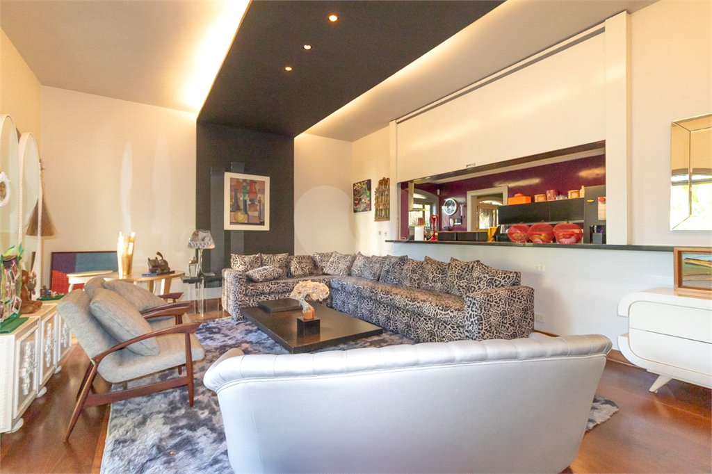 Casa à venda ou para alugar com 3 quartos, sendo 1 suíte, em Butantã, São Paulo, SP