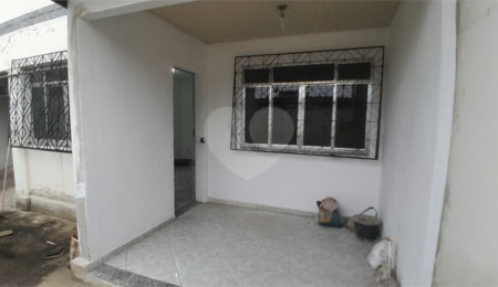 Casa à venda com 3 quartos em Campo Grande, Rio de Janeiro, RJ