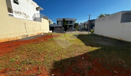 Terreno à venda em Vila Popular, Itapetininga, SP