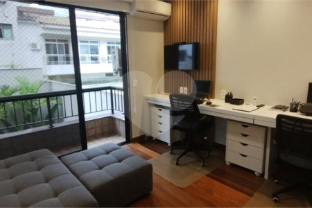 Apartamento à venda com 3 quartos, sendo 1 suíte, em Recreio dos Bandeirantes, Rio de Janeiro, RJ