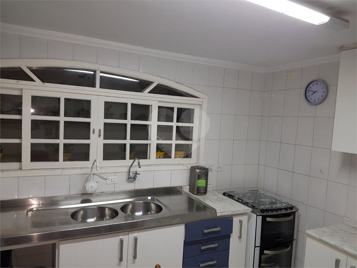 Sobrado à venda com 3 quartos, sendo 1 suíte, em Jardim Caravelas, São Paulo, SP