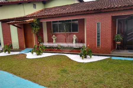Sítio à venda com 8 quartos, sendo 4 suítes, em Boa Vista, Mogi das Cruzes, SP