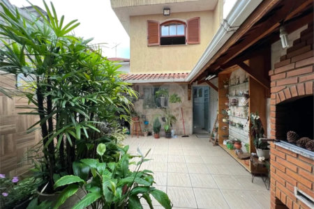 Sobrado à venda com 4 quartos, sendo 1 suíte, em Ipiranga, São Paulo, SP