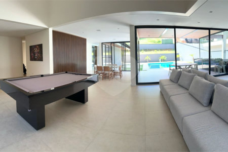 Casa à venda com 5 suítes no condomínio Porto de Atibaia, Atibaia - SP