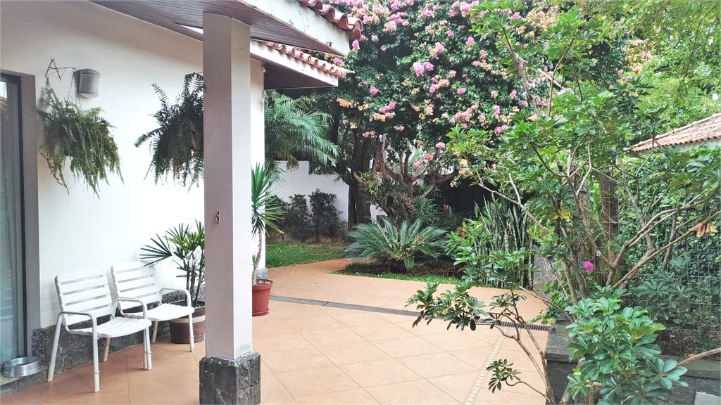 Casa Térrea à venda com 4 quartos, sendo 1 suíte, em Butantã, São Paulo, SP