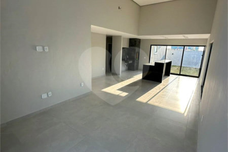Casa à venda com 3 quartos, sendo 1 suíte, em Nova São Pedro, São Pedro da Aldeia, RJ
