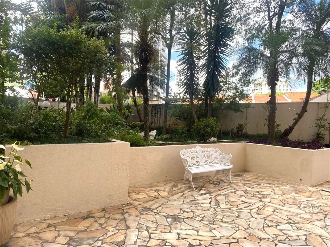 Apartamento à venda com 2 quartos em Vila Romana, São Paulo, SP