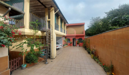 Casa à venda com 5 quartos, sendo 1 suíte, em Cidade Vargas, São Paulo, SP