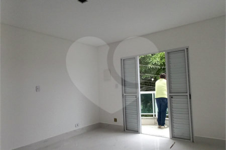 Sobrado à venda com 3 suítes em Vila Nova Mazzei, São Paulo, SP