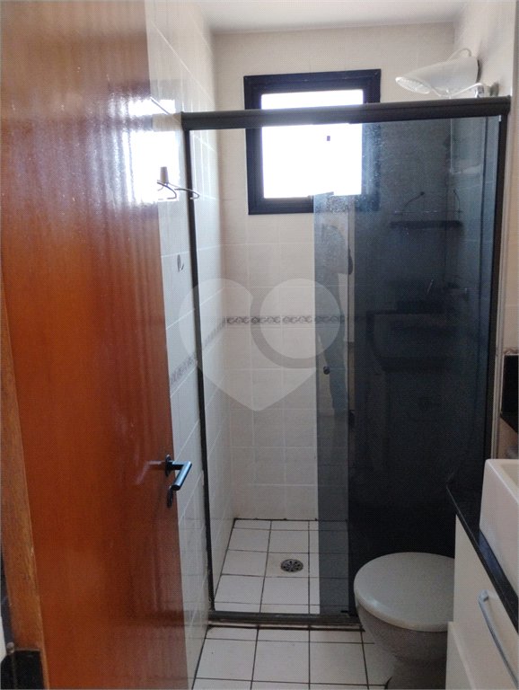 Vende-se apartamento na Vila Mascote