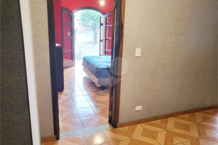 Casa à venda com 4 quartos, sendo 2 suítes, em Vila Maria Alta, São Paulo, SP