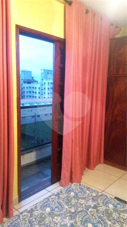 Apartamento à venda com 3 quartos, sendo 1 suíte, em Jardim Enseada, Guarujá, SP