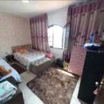 Sobrado à venda com 4 quartos, sendo 1 suíte, em Santo Antônio, Osasco, SP