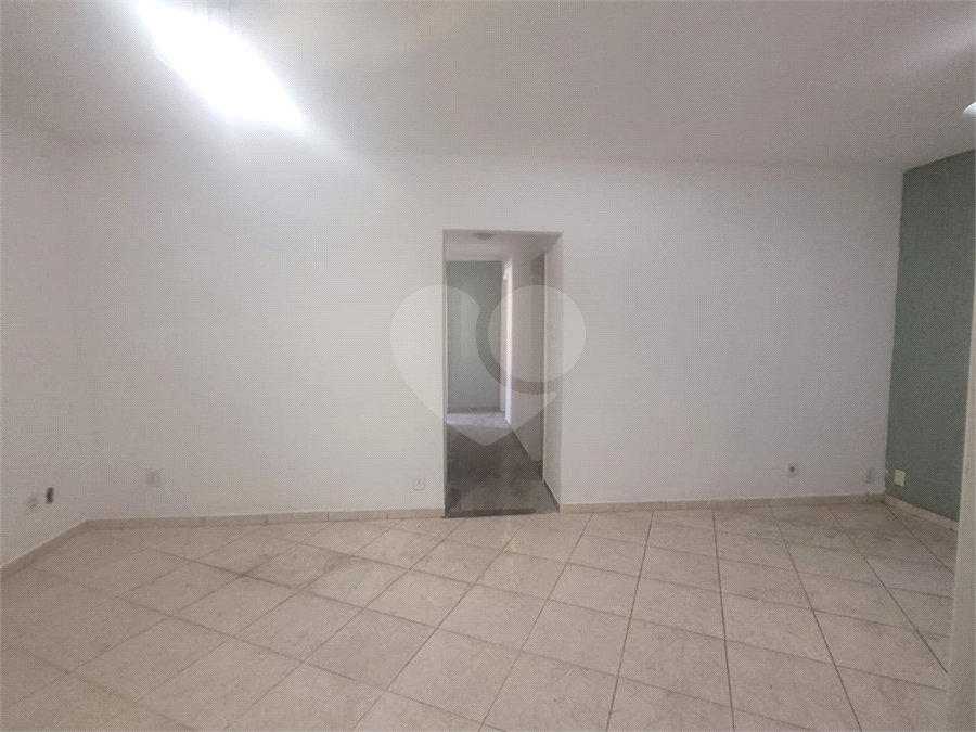 Casa Térrea à venda com 3 quartos em Campo Grande, Rio de Janeiro, RJ
