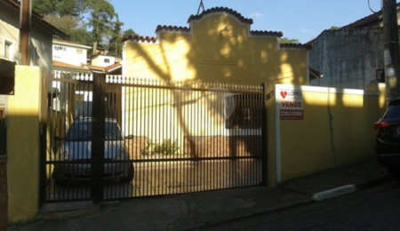 Casa Térrea à venda com 3 quartos, sendo 2 suítes,  em Jardim Floresta, São Paulo, SP