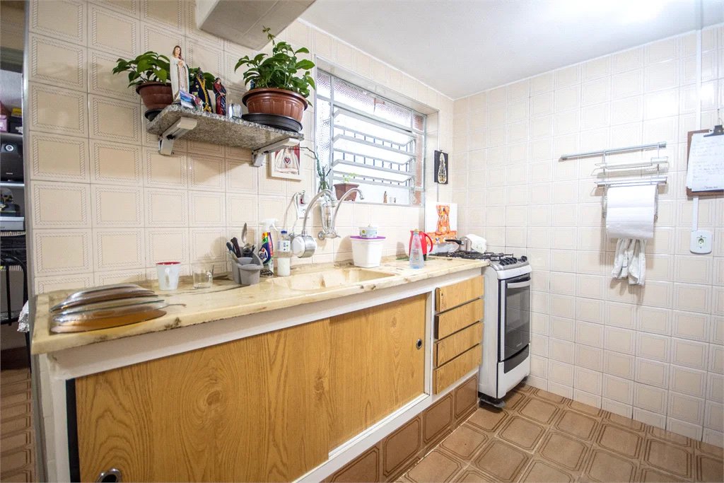 Casa à venda com 3 quartos em Horto, São Paulo, SP