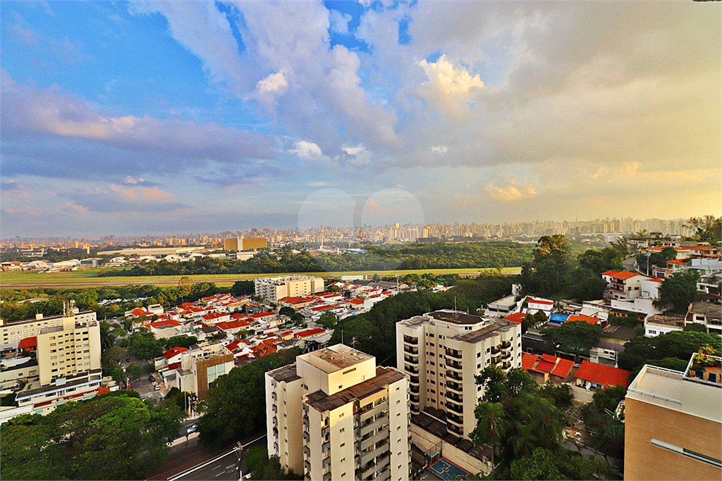 Apartamento à venda com 3 suítes em Santana, São Paulo, SP