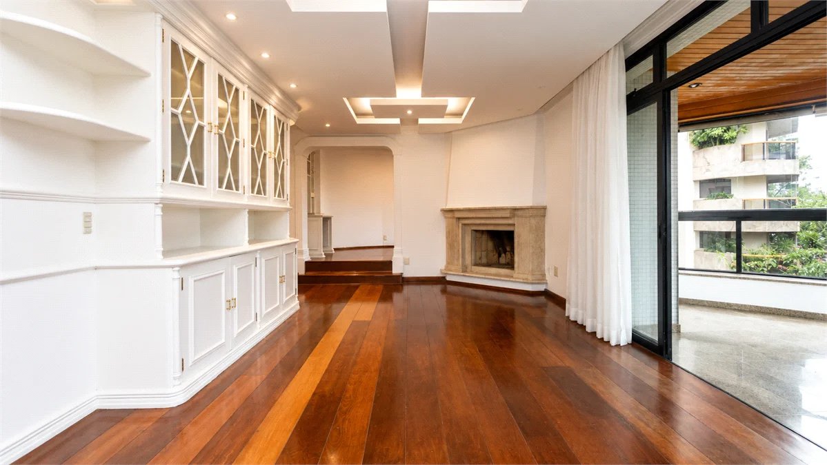 Apartamento à venda com 4 quartos, sendo 2 suítes, em Brooklin Paulista, São Paulo, SP