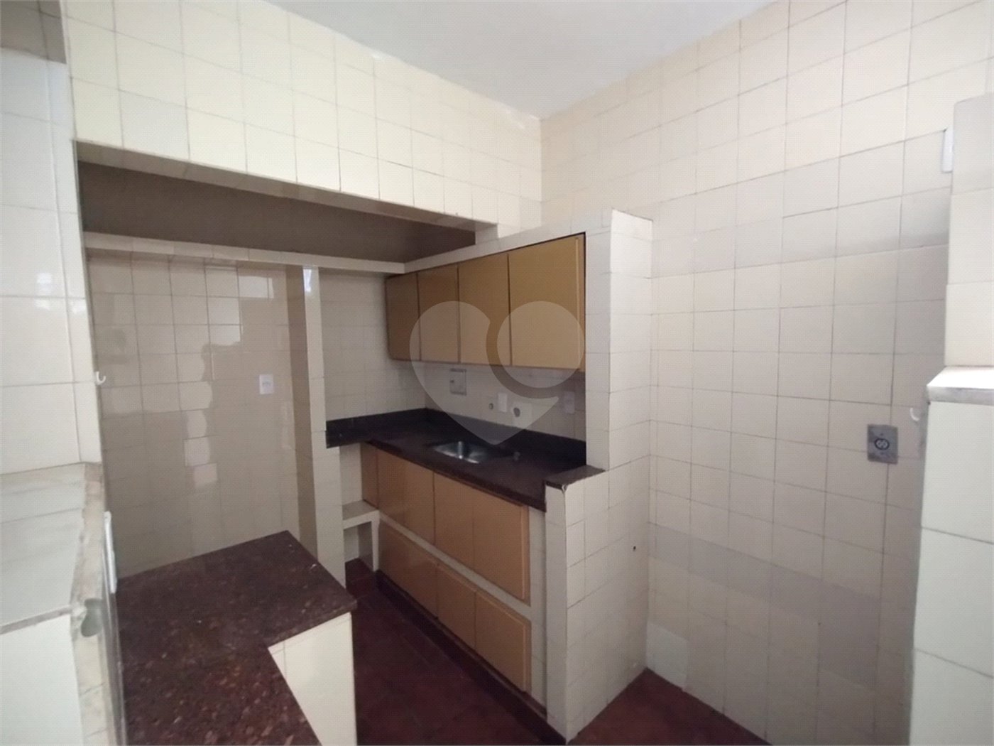 Casa à venda ou para alugar com 4 quartos, sendo 3 suítes,  no Centro, Itapetininga, SP