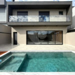 Casa à venda com 3 suítes no condomínio Villa do Sol, Valinhos - SP