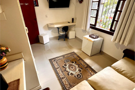 Casa à venda com 6 quartos, sendo 5 suítes,  em Alto de Búzios, Armação dos Búzios, RJ