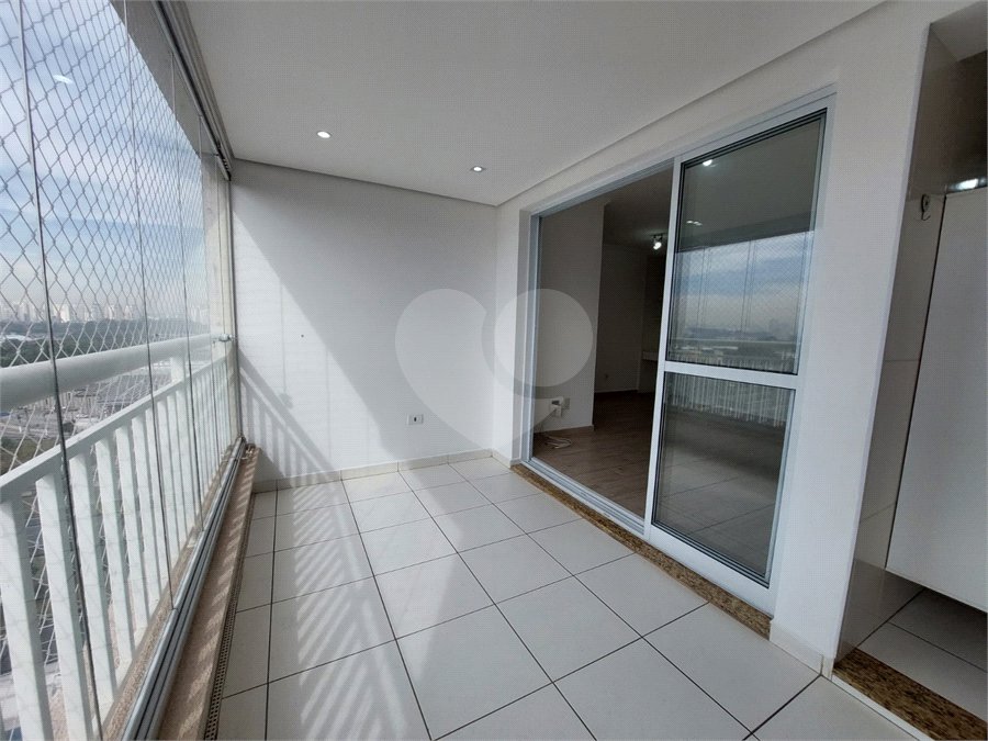 Apartamento para alugar com 2 quartos, sendo 1 suíte, em Parque São Domingos, São Paulo, SP