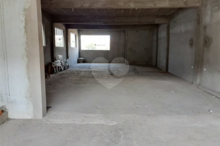 Sobrado à venda com 5 quartos, sendo 1 suíte, em Jardim Cumbica, Guarulhos, SP