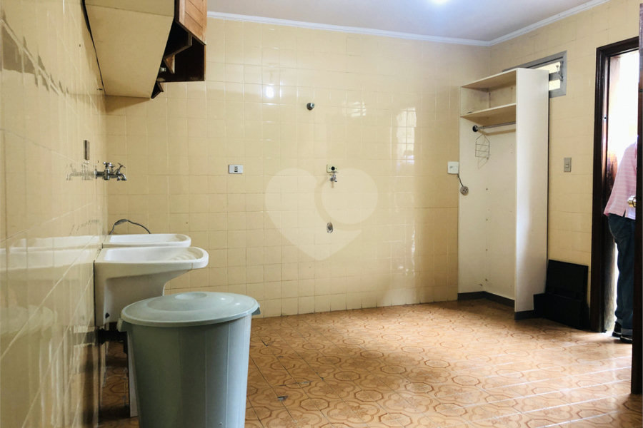 Sobrado à venda com 4 quartos, sendo 1 suíte, em Santana, São Paulo, SP