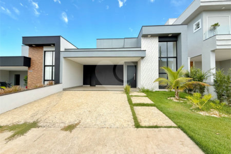 Casa à venda com 3 quartos, sendo 1 suíte,  no condomínio Jardim Piemonte, Indaiatuba - SP