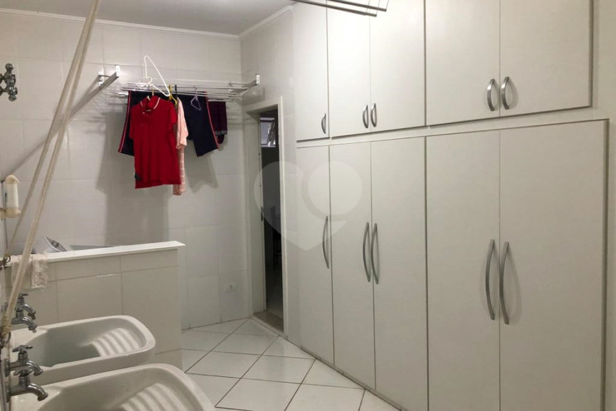 Sobrado à venda com 5 quartos, sendo 3 suítes, em Tremembé, São Paulo, SP