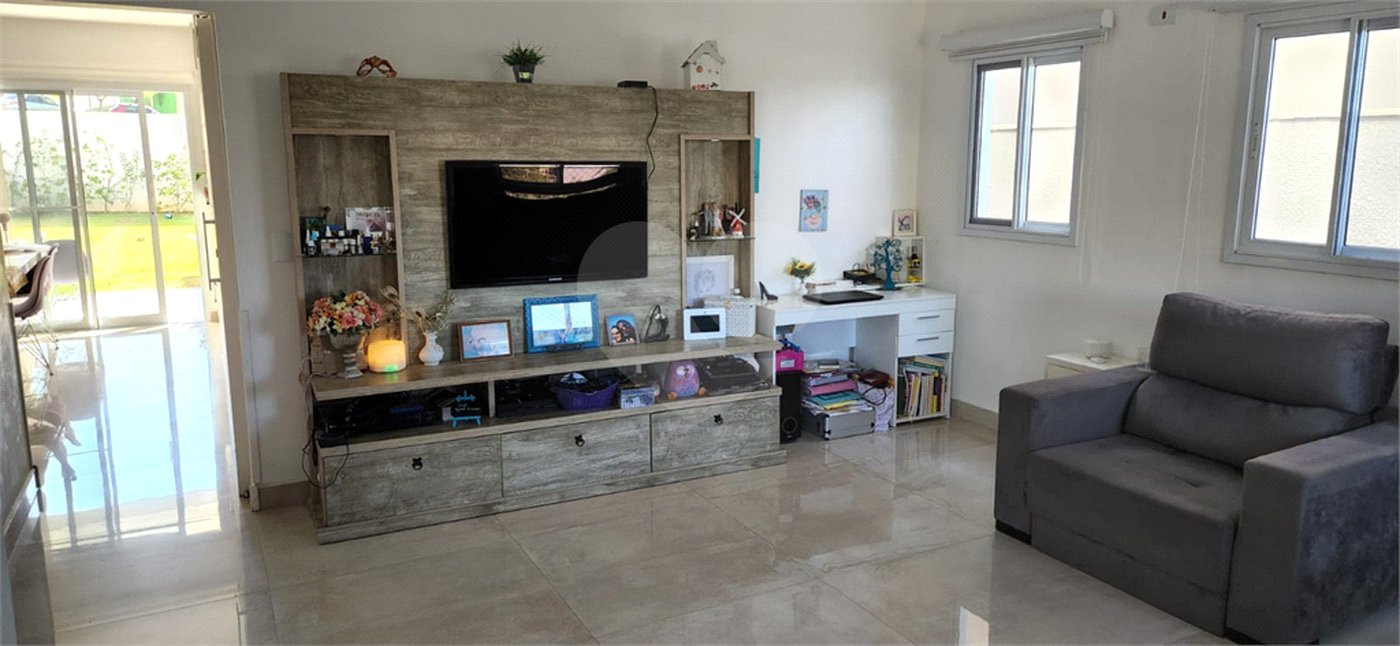 Casa à venda com 4 suítes no condomínio Aruã Brisas Ii, Mogi das Cruzes - SP