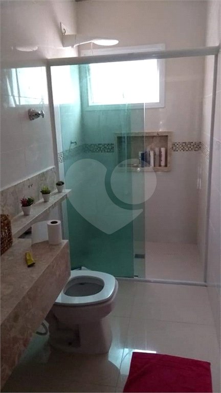 Casa à venda com 3 quartos, sendo 1 suíte,  no condomínio Forest Hills, Guarulhos - SP