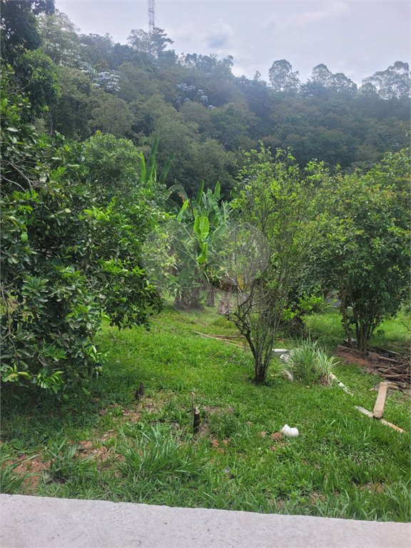 Chácara à venda com 3 quartos em Chácaras Copaco, Arujá, SP