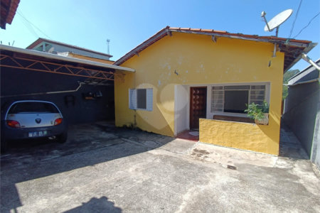 Casa à venda com 3 quartos em Jardim Maria Trindade, São Roque, SP