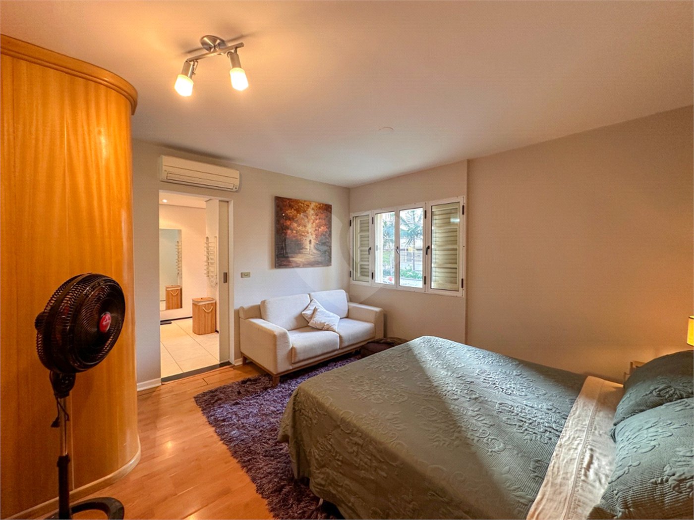 Casa à venda com 3 quartos, sendo 1 suíte,  no condomínio Barão do Triunfo, São Paulo - SP