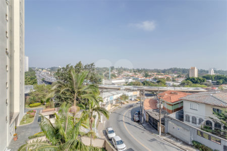 Casa à venda com 2 suítes no condomínio Vila Marathona, São Paulo - SP