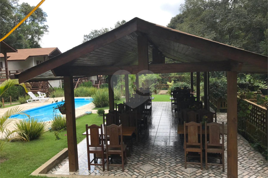 Casa à venda com 5 suítes no condomínio Cinco Lagos, Mairiporã - SP