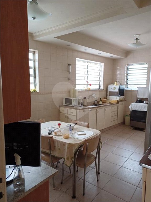 Sobrado à venda com 3 quartos em Santana, São Paulo, SP